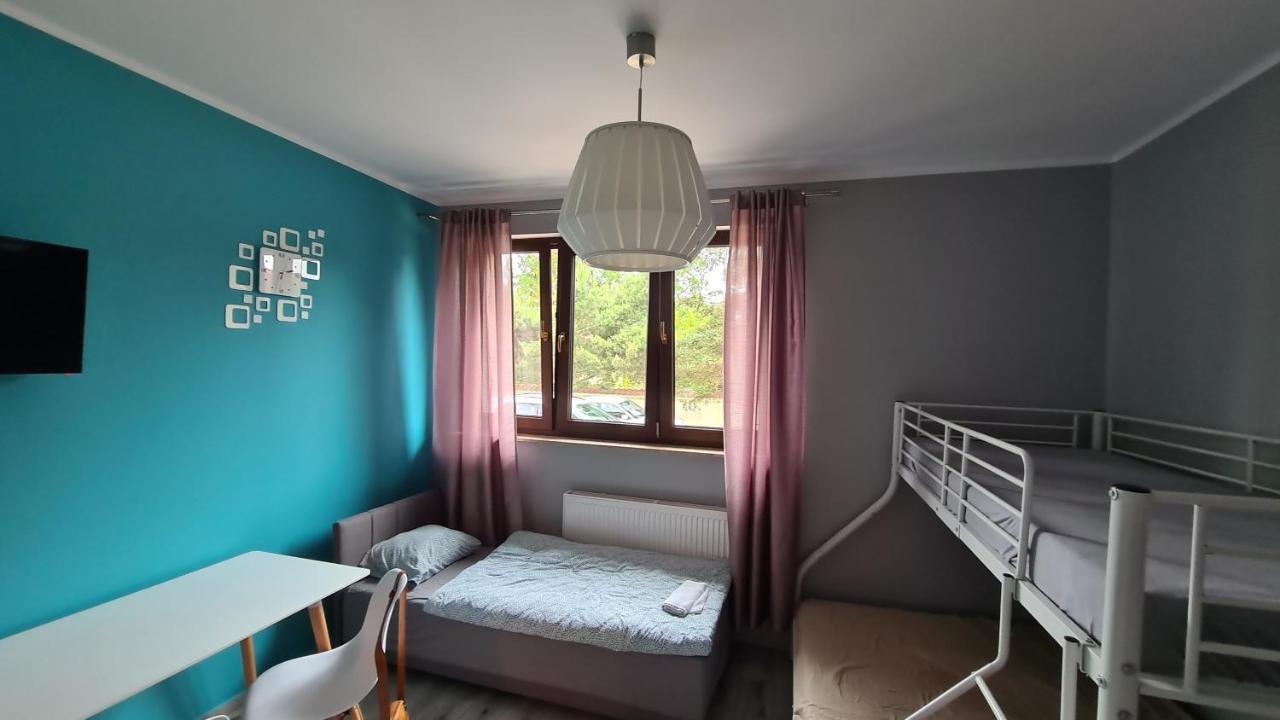 Urocze Apartamenty Na Wsi Goledzinow Exterior photo